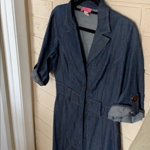 Dress - Picture 2 of 4